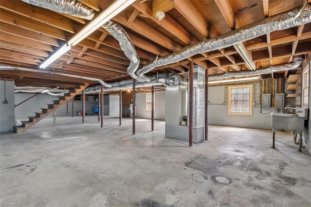 5106 Blakeshire Road