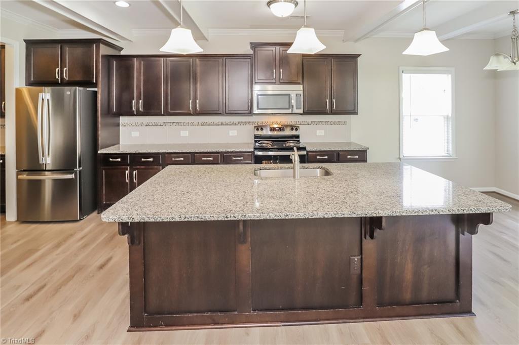 107 Holstein Lane, Greensboro