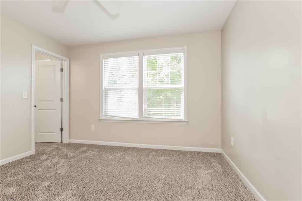 107 Holstein Lane, Greensboro