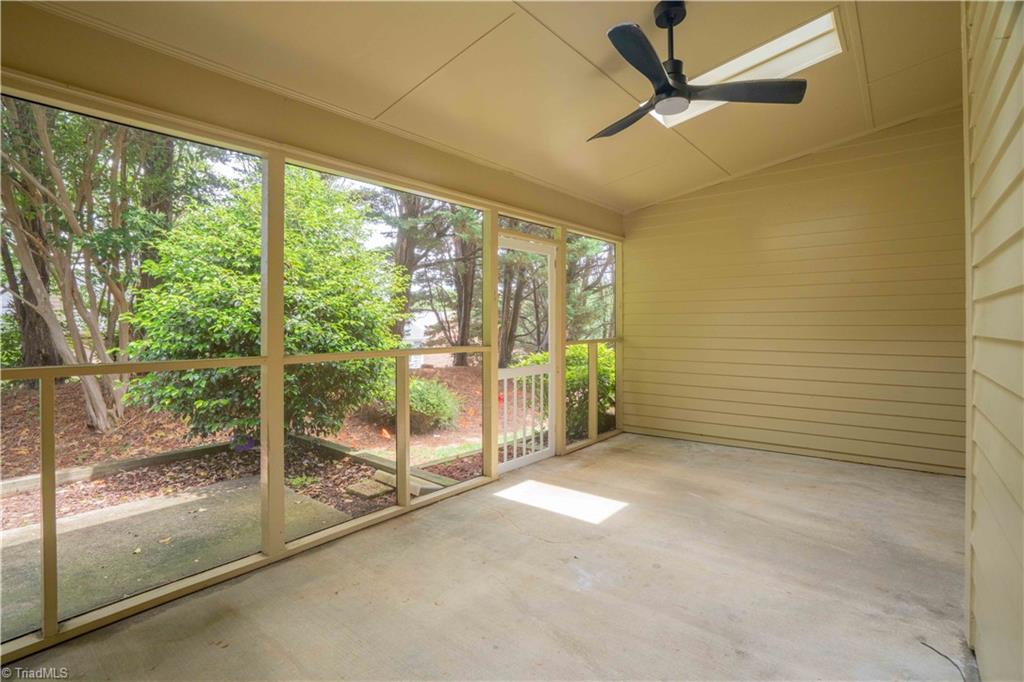 1119 Summer Place