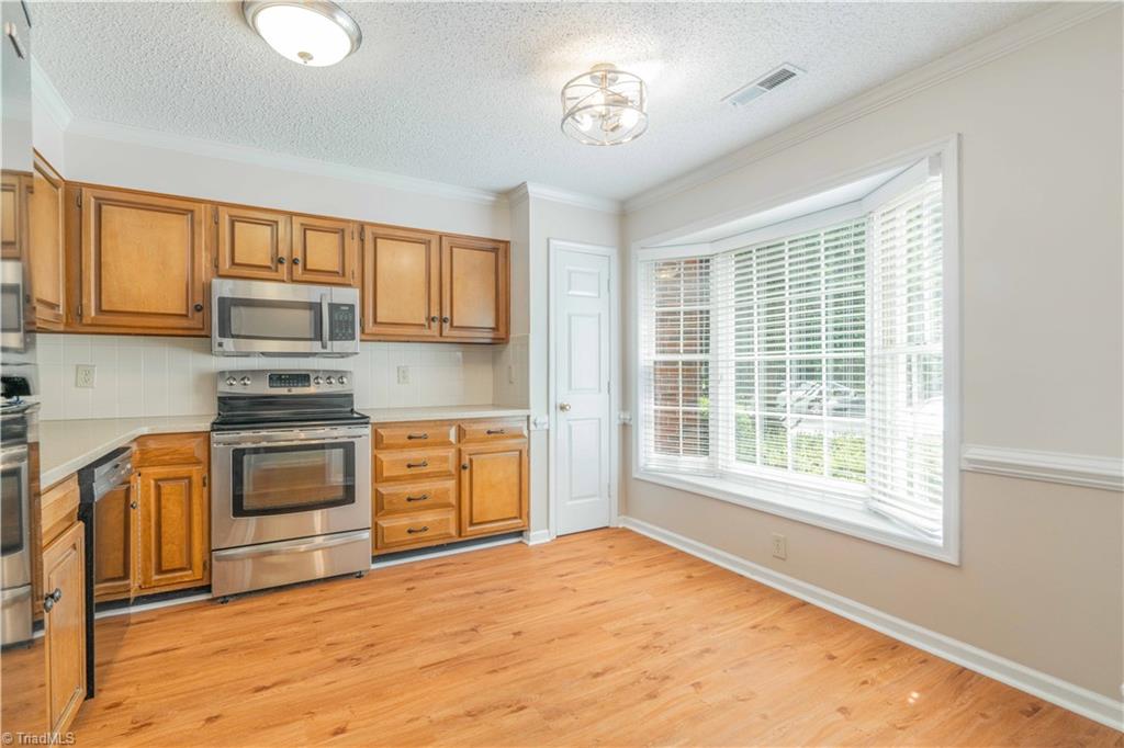1119 Summer Place