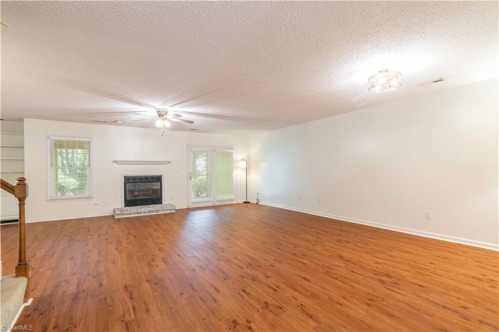 1119 Summer Place