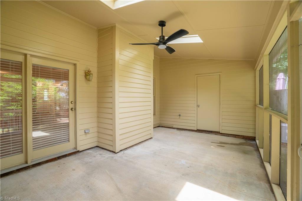 1119 Summer Place
