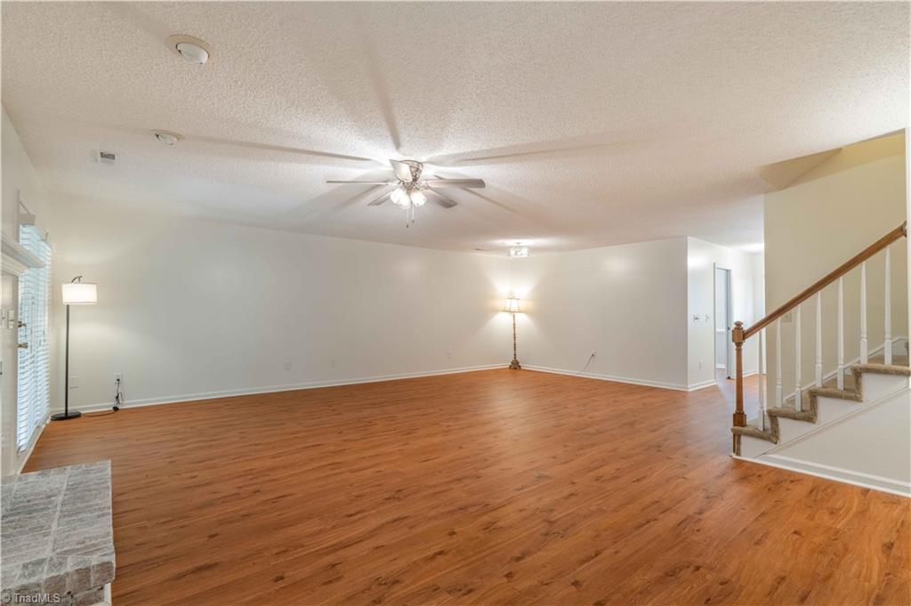 1119 Summer Place