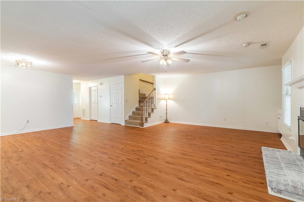 1119 Summer Place