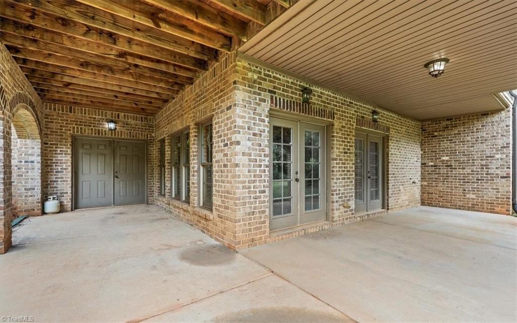 7547 Barbera Drive