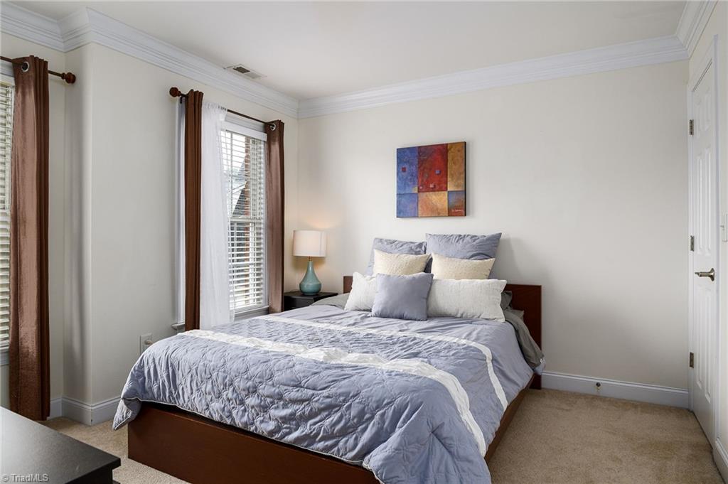 15 Orchard Grass Court
