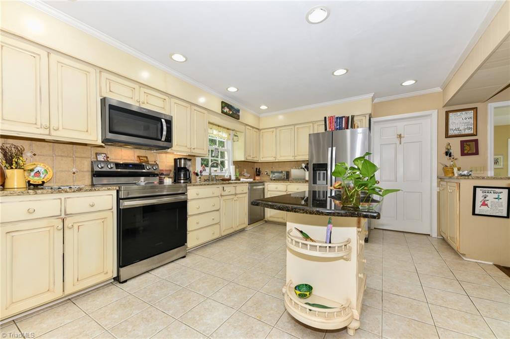 929 Winterlochen Drive