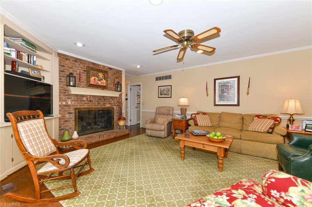 929 Winterlochen Drive