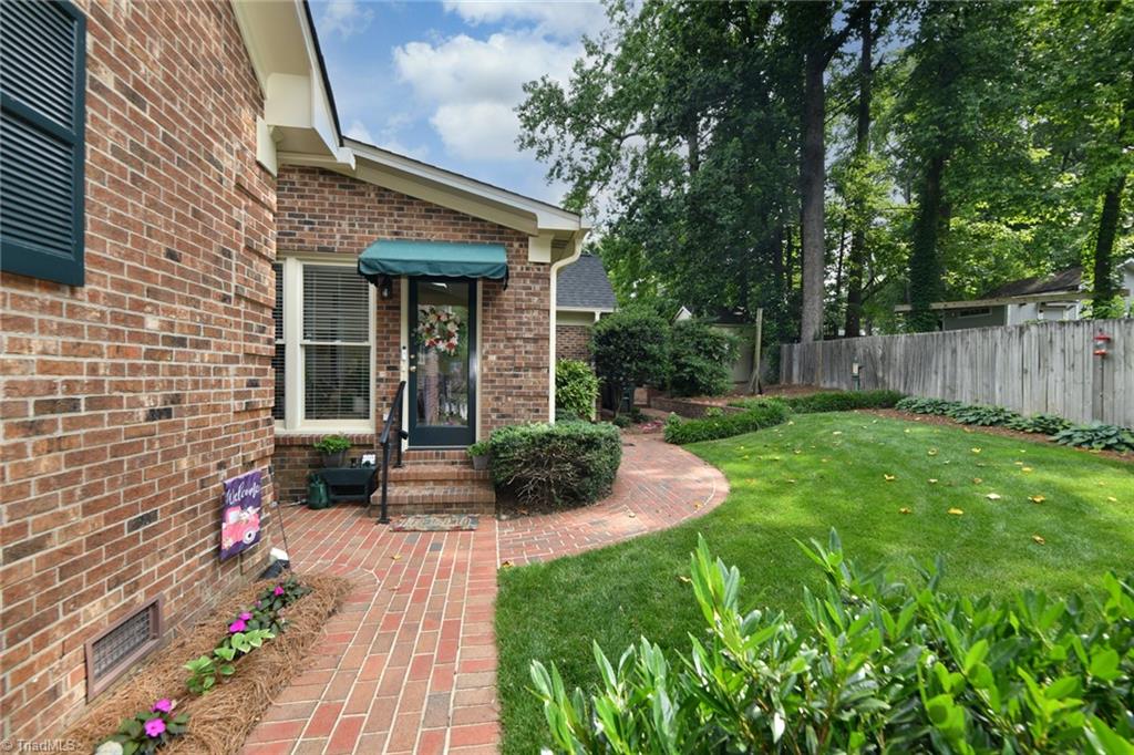 929 Winterlochen Drive