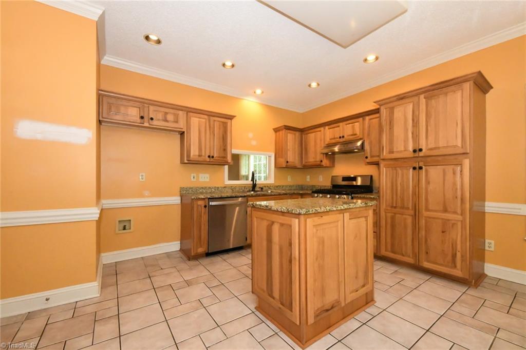 6501 Cardinal Forest Court