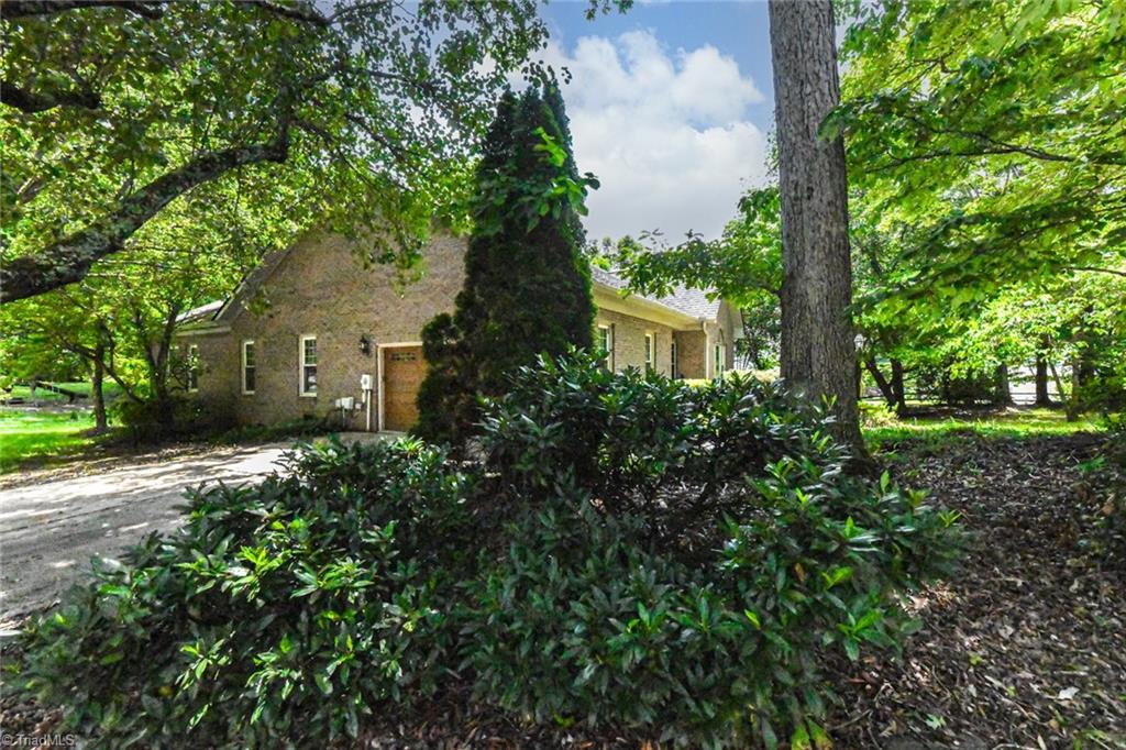 6501 Cardinal Forest Court