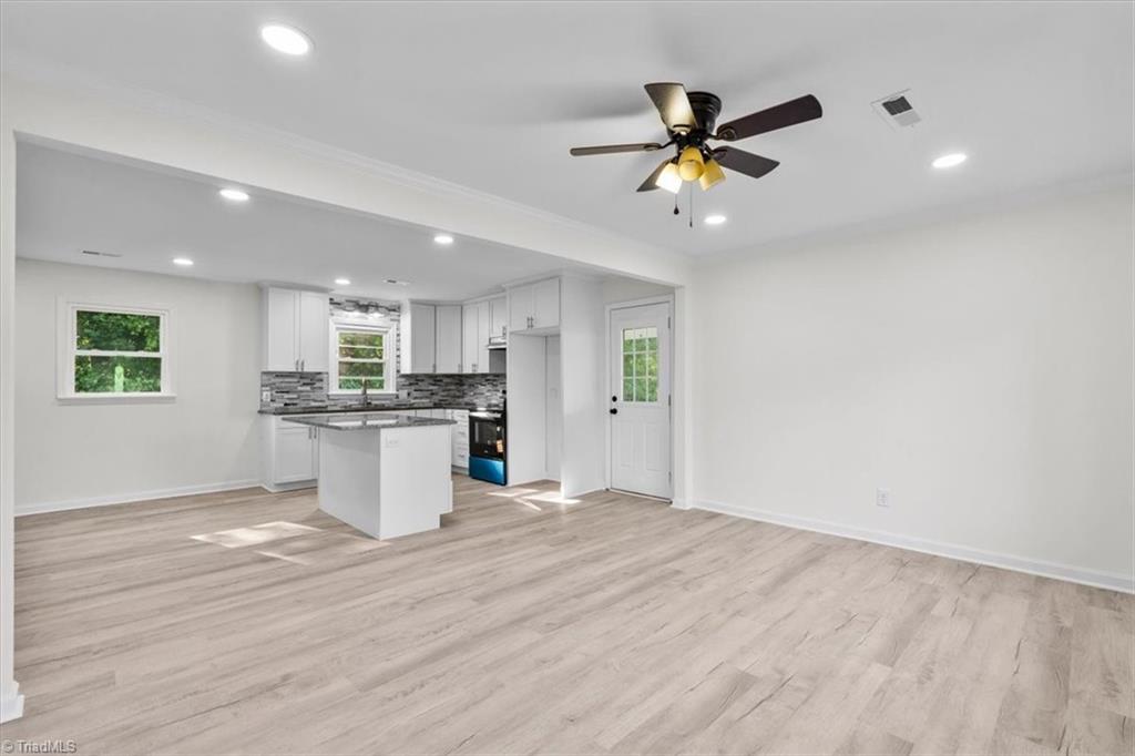 948 Sportsmans Drive, Winston-Salem