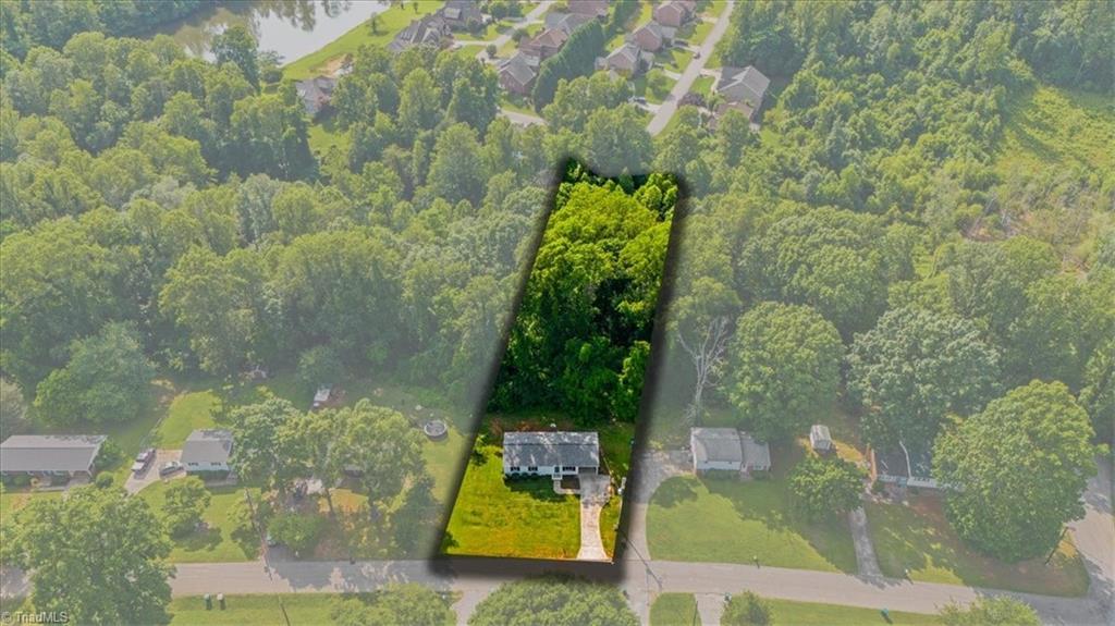 948 Sportsmans Drive, Winston-Salem