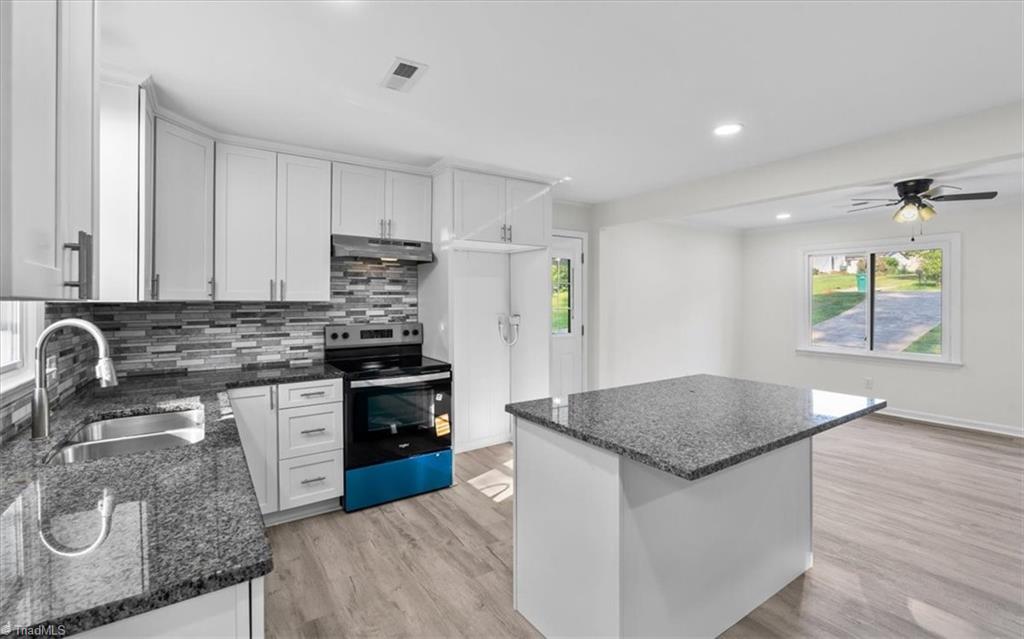 948 Sportsmans Drive, Winston-Salem