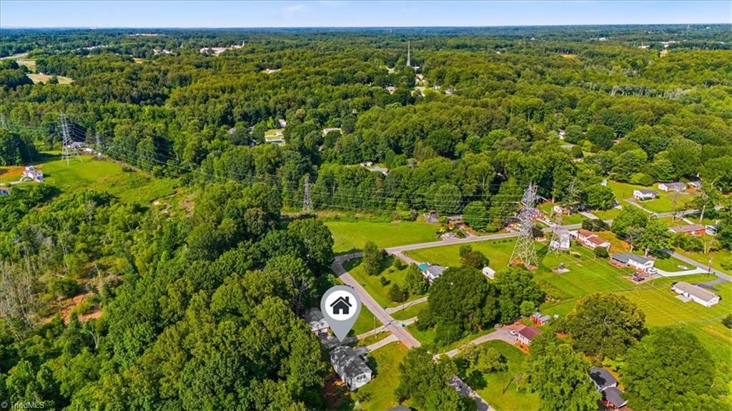 948 Sportsmans Drive, Winston-Salem