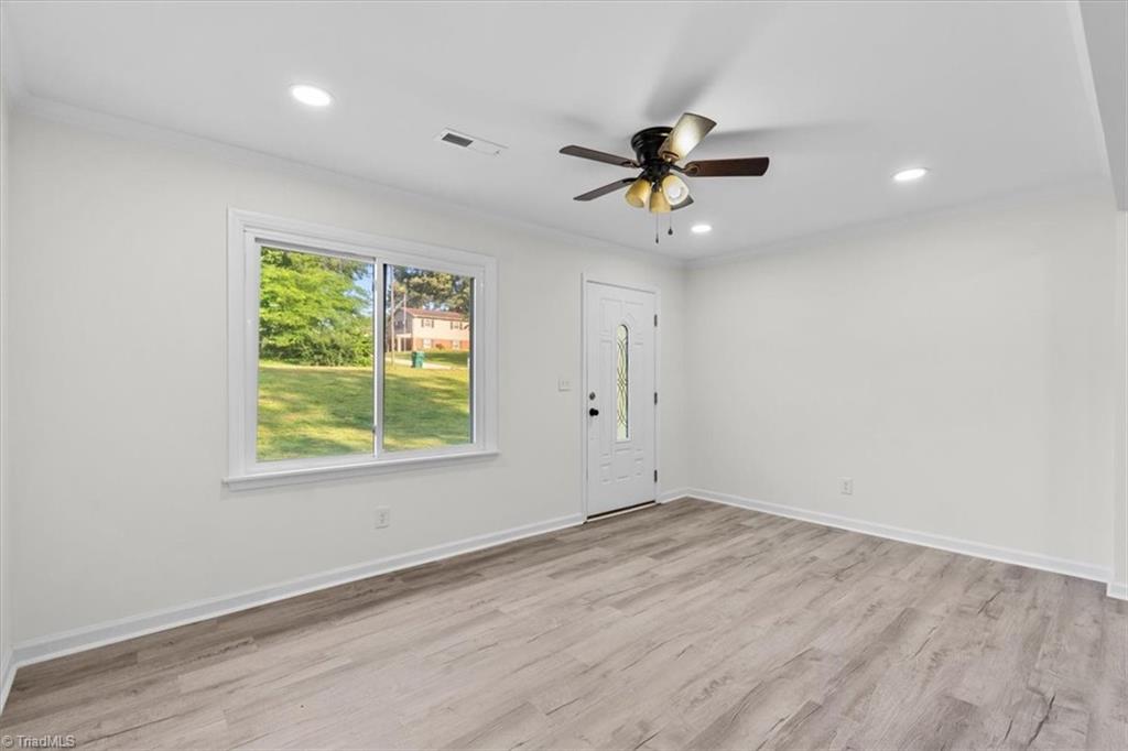 948 Sportsmans Drive, Winston-Salem