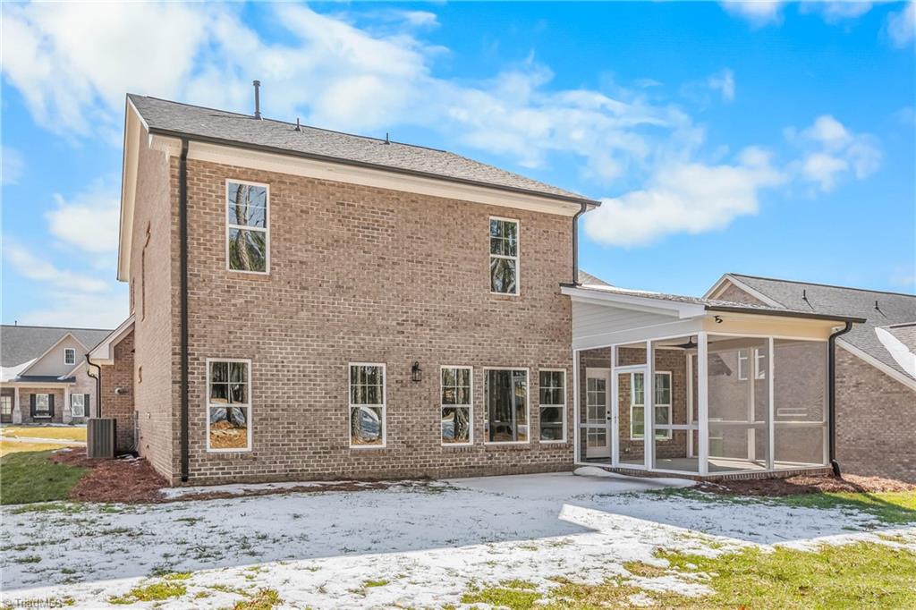 298 Olde Lantern Drive, Winston-Salem
