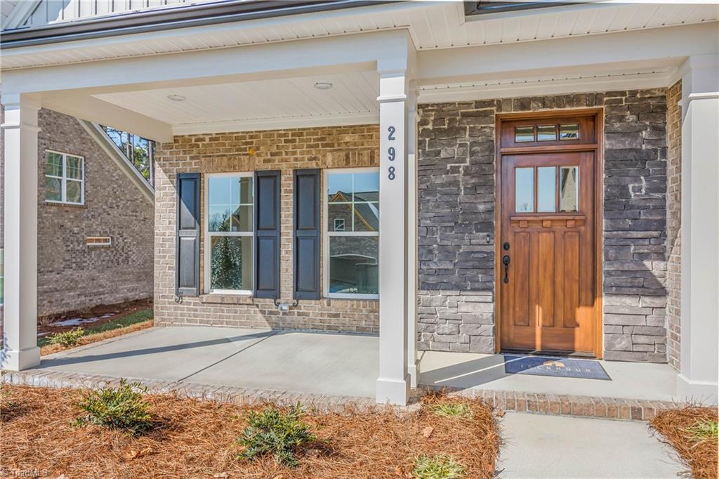 298 Olde Lantern Drive, Winston-Salem