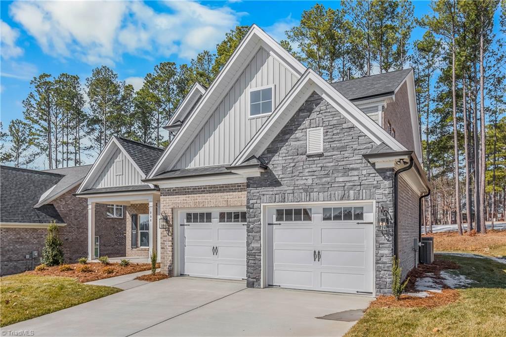 298 Olde Lantern Drive, Winston-Salem