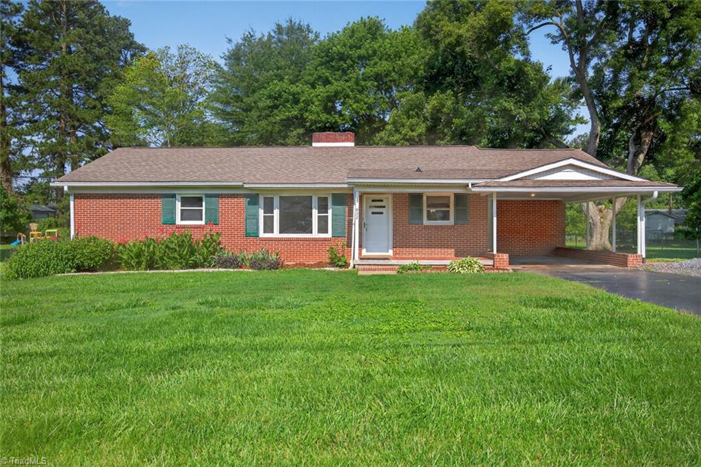 932 Brownwood Drive, Winston-Salem