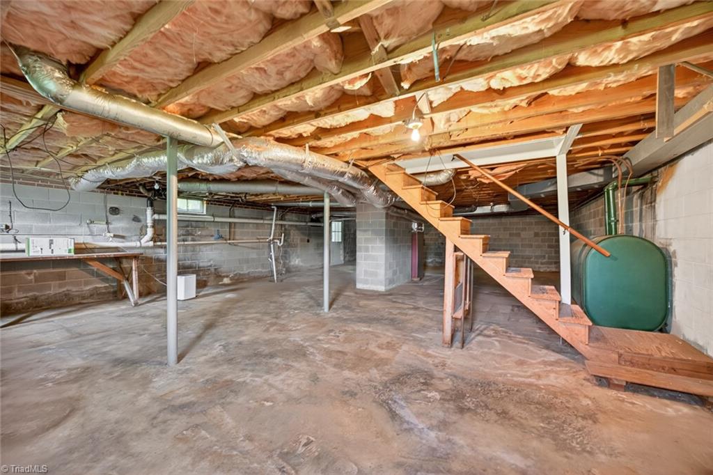 932 Brownwood Drive, Winston-Salem