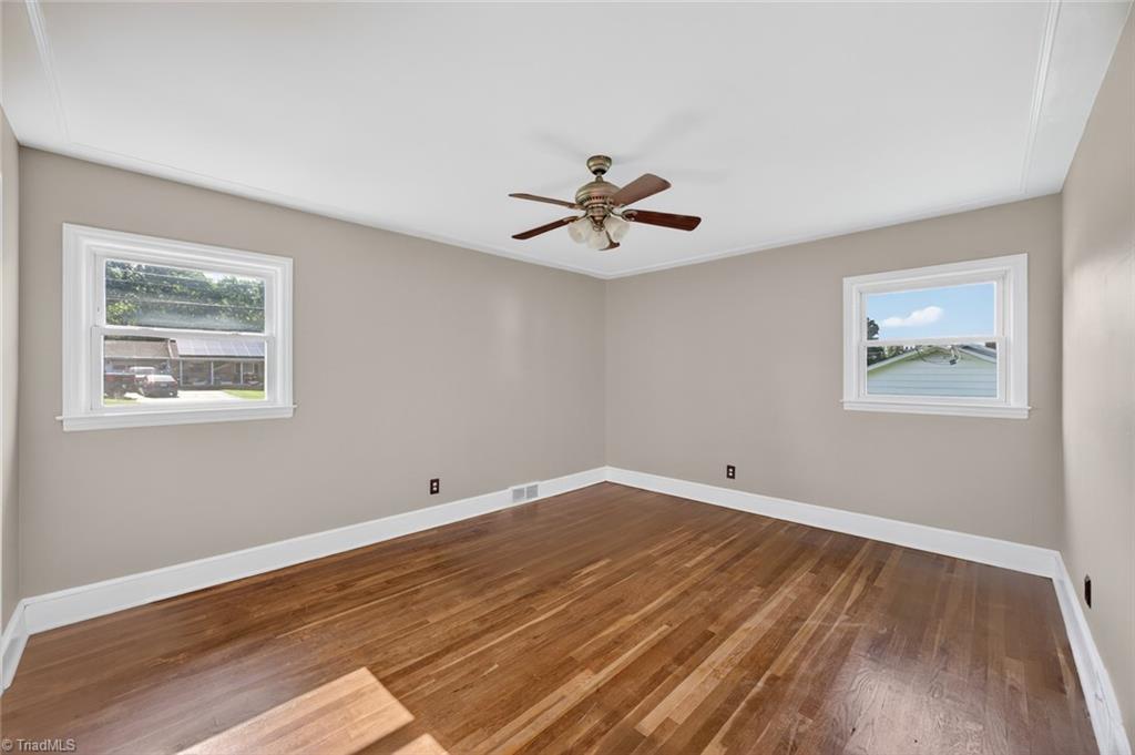 932 Brownwood Drive, Winston-Salem