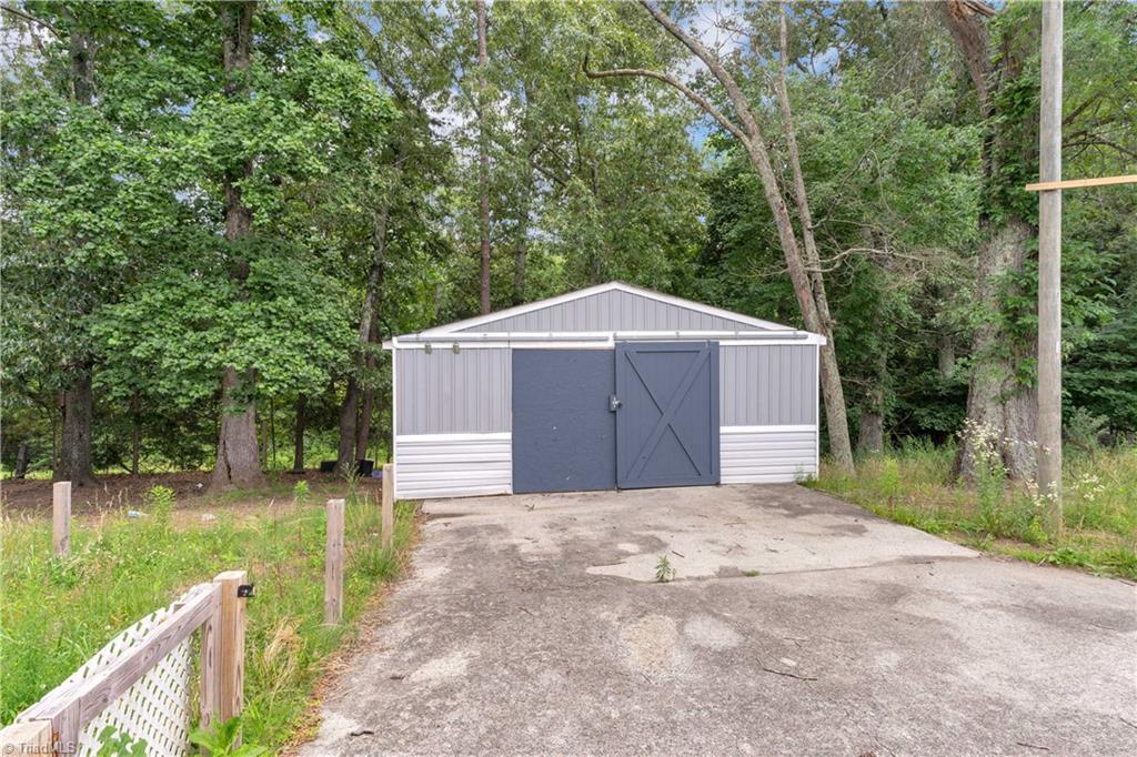 3416 Dillon Road