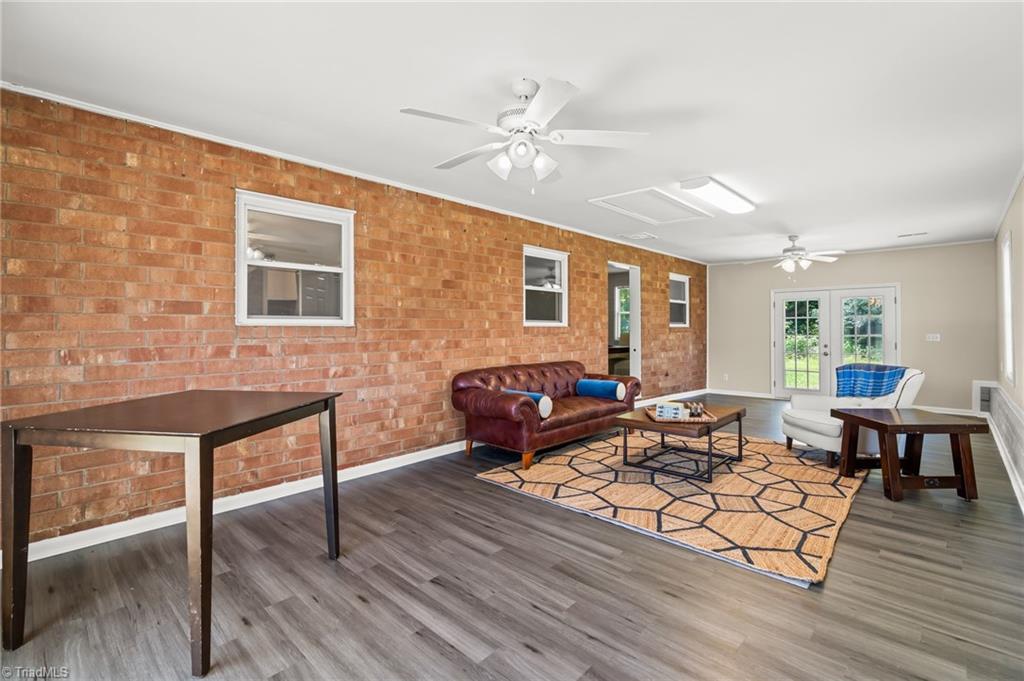 5054 Meadowbrook Drive, Trinity