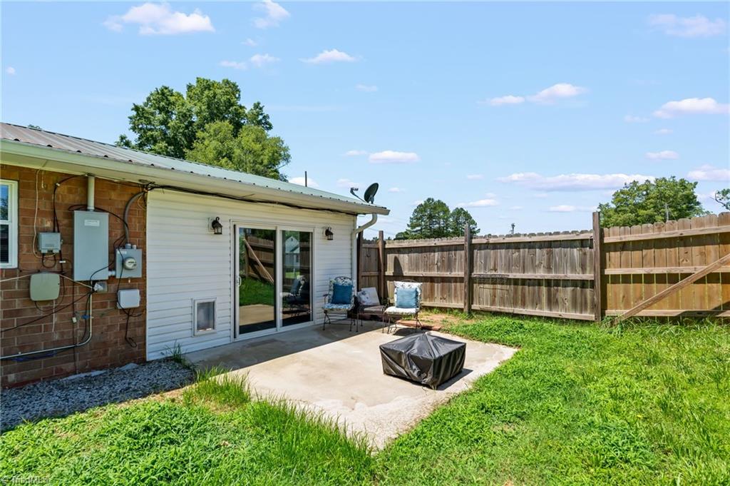 5054 Meadowbrook Drive, Trinity