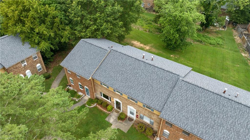 3911 Pioneer Way # B