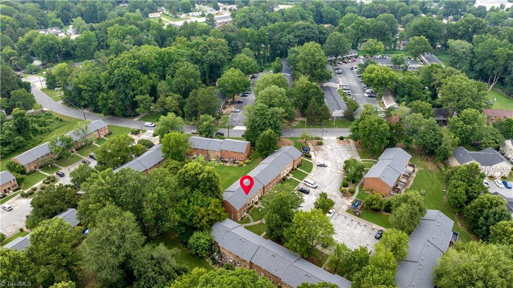 3911 Pioneer Way # B