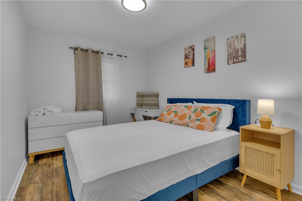 3911 Pioneer Way # B