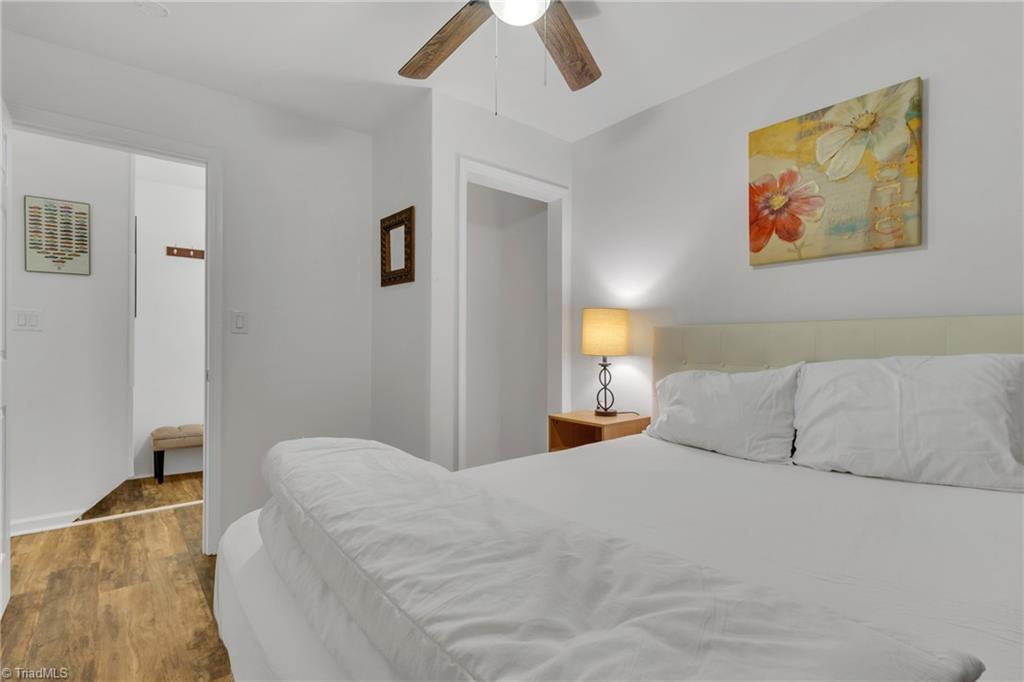 3911 Pioneer Way # B