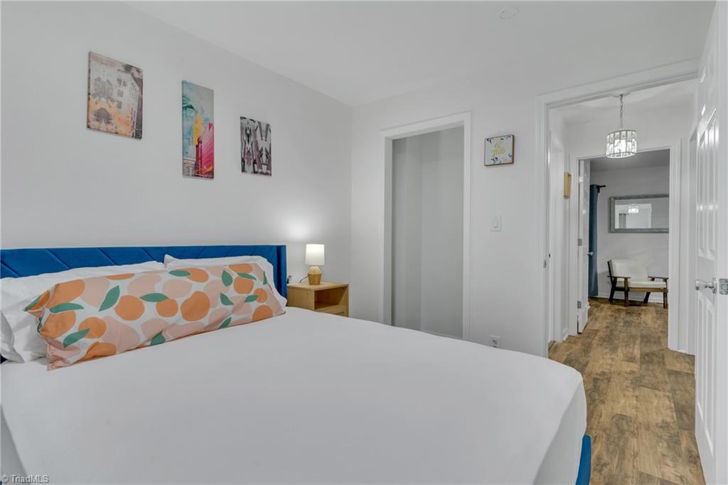 3911 Pioneer Way # B