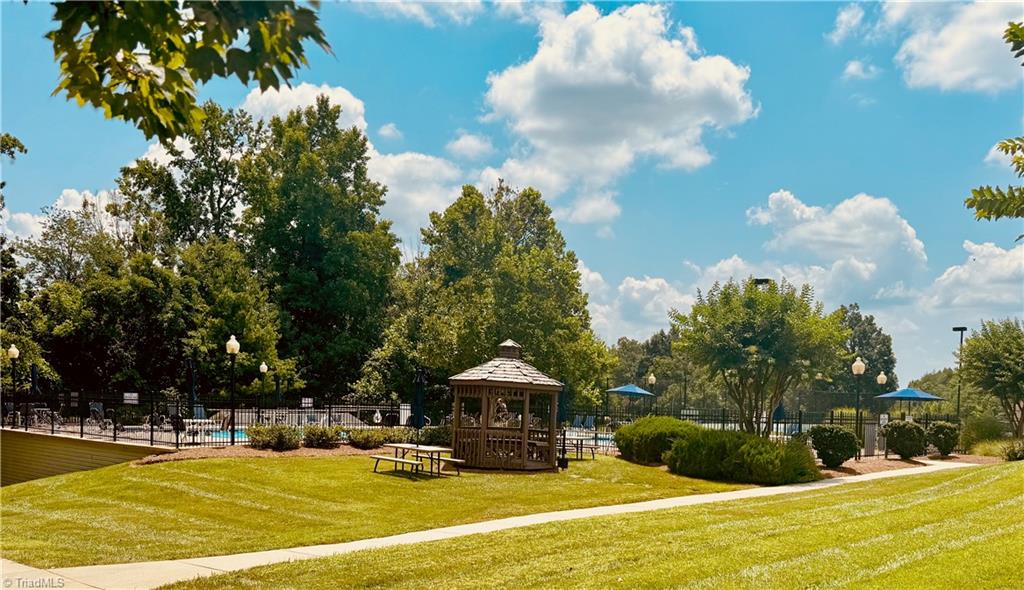 2016 Heron Pointe Drive
