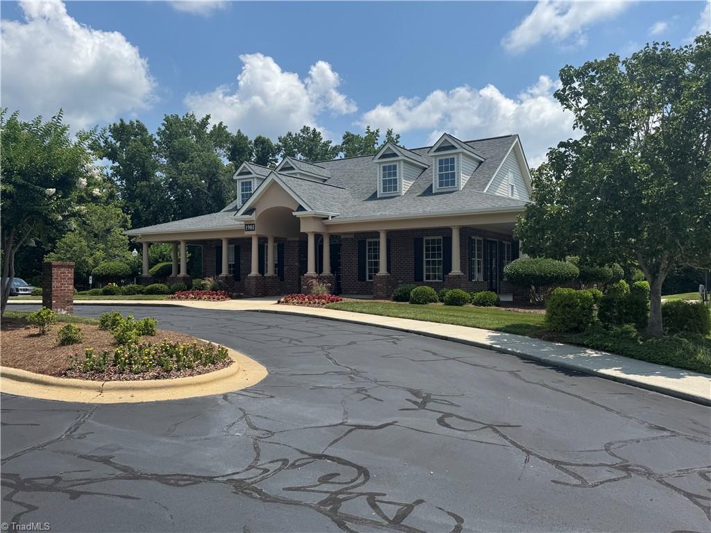 2016 Heron Pointe Drive