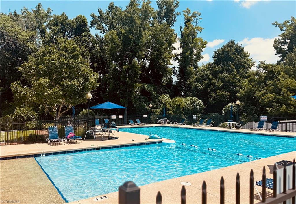 2016 Heron Pointe Drive