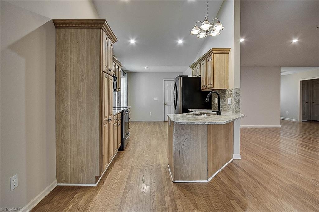 2472 Woods Stream Lane