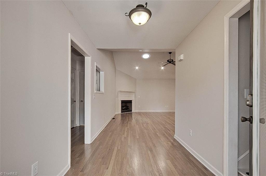 2472 Woods Stream Lane