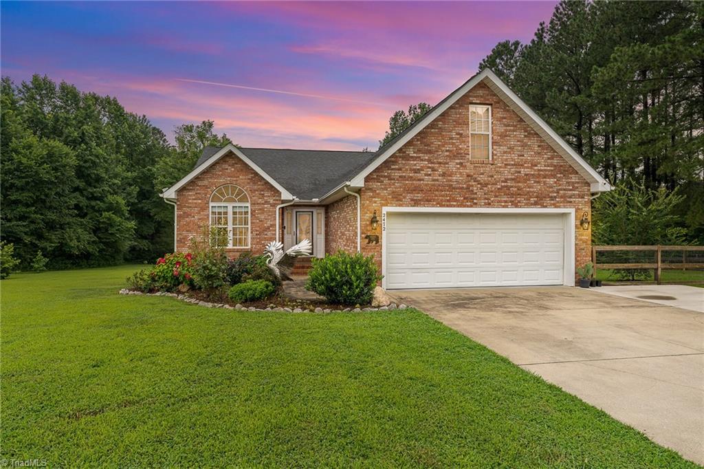 2472 Woods Stream Lane