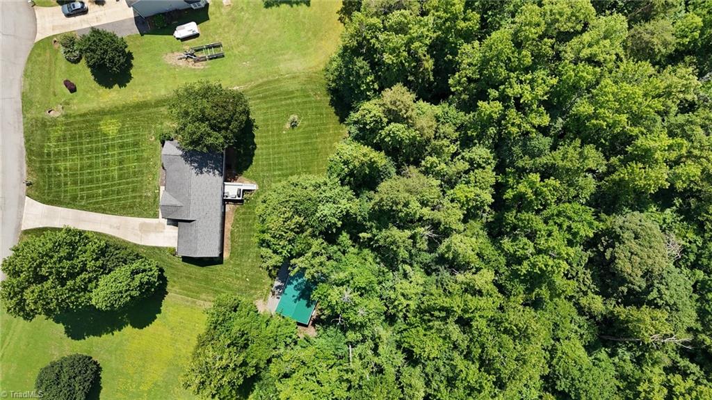 134 Stones Point Court