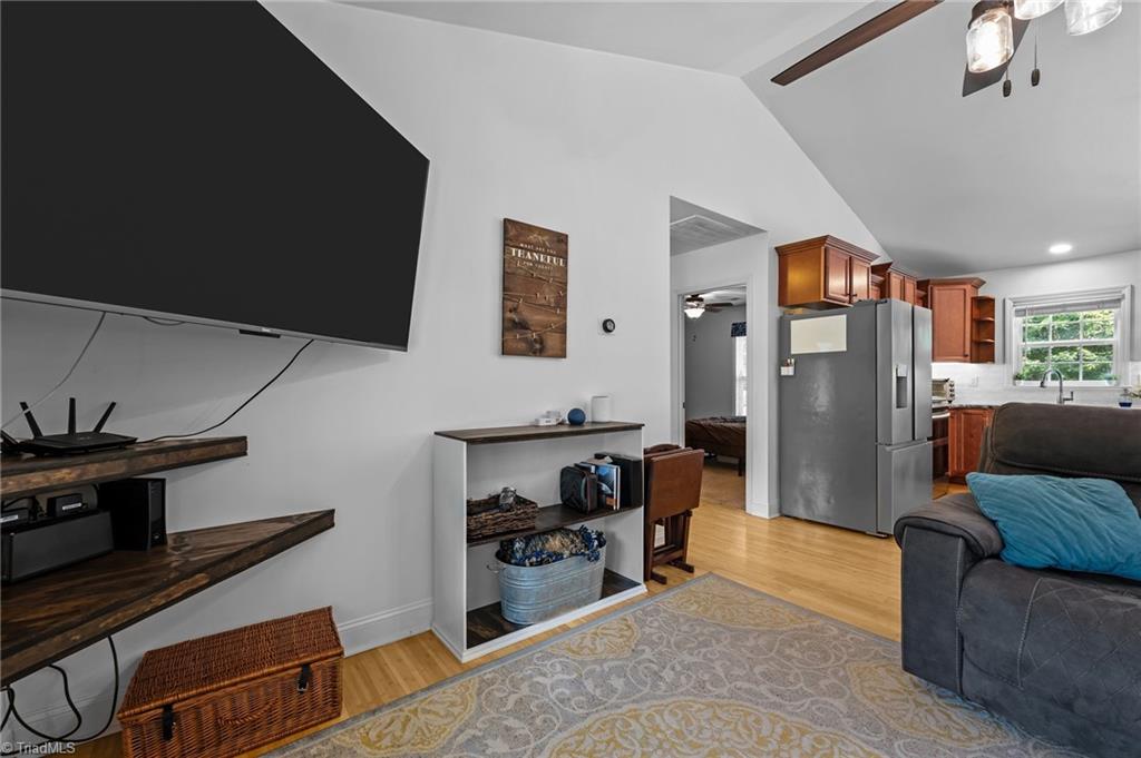 134 Stones Point Court