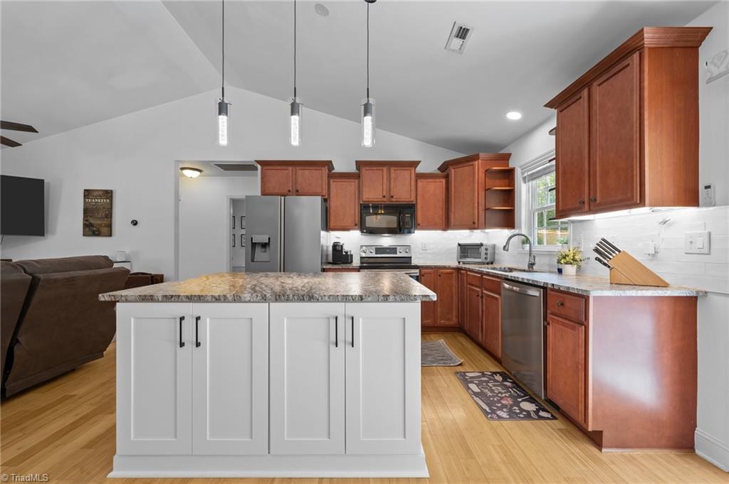 134 Stones Point Court