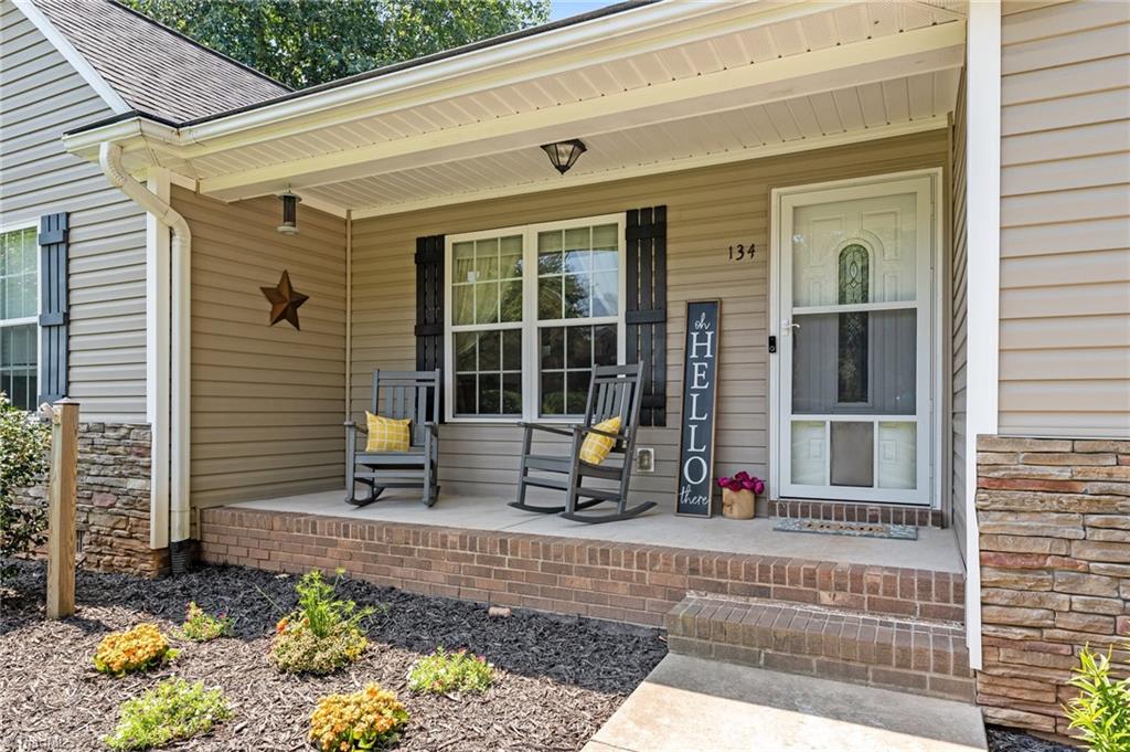 134 Stones Point Court