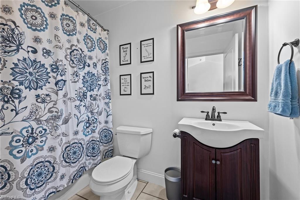 134 Stones Point Court