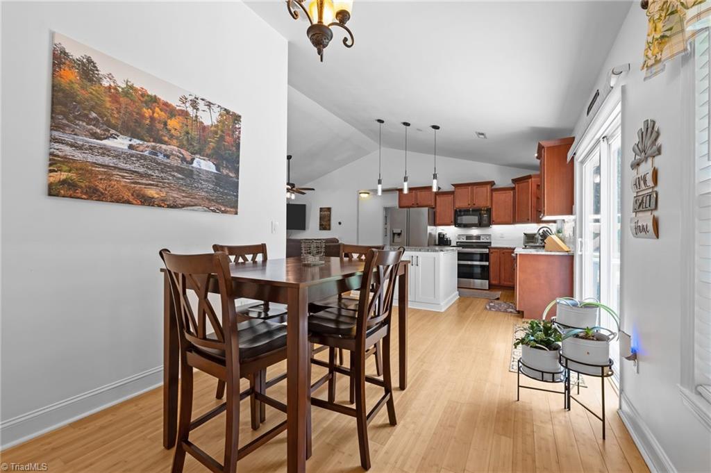 134 Stones Point Court