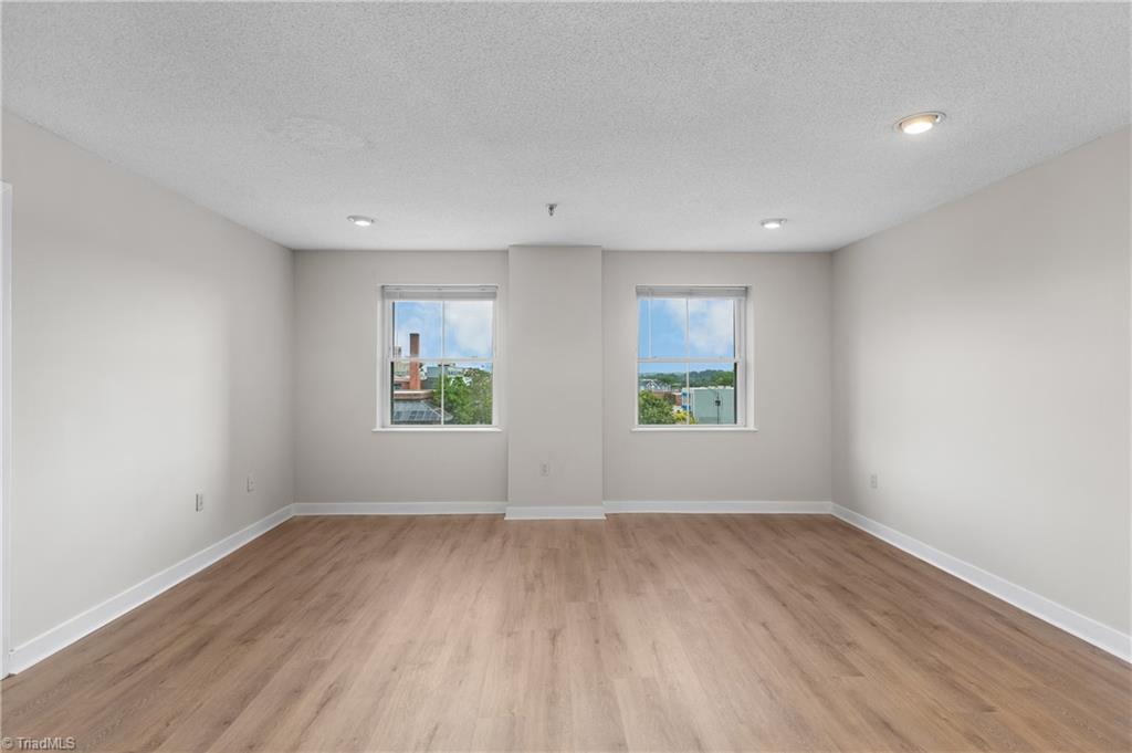 315 N Spruce Street # 307, Winston-Salem Unit: 307