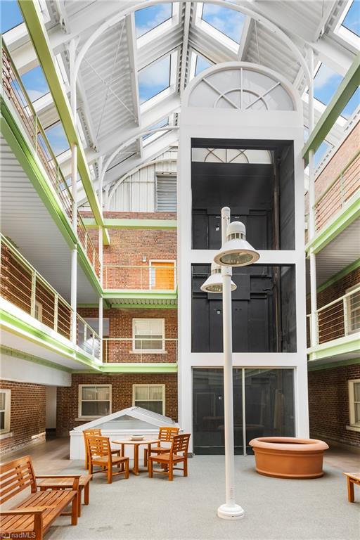 315 N Spruce Street # 307, Winston-Salem Unit: 307