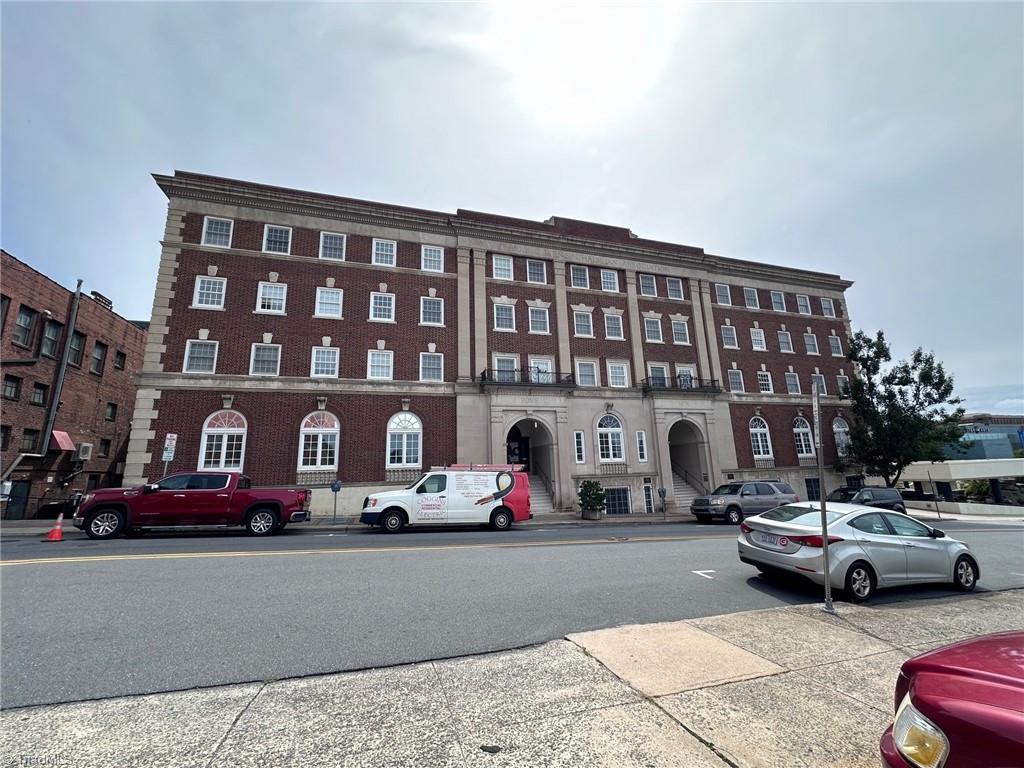 315 N Spruce Street # 307, Winston-Salem Unit: 307